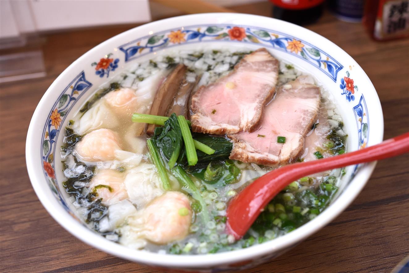 キッチン・ヤン あおさ海苔の塩海老ワンタン麺
