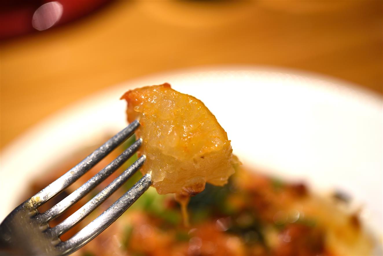 オラゲ 国産豚バラ肉トマトチーズ焼き